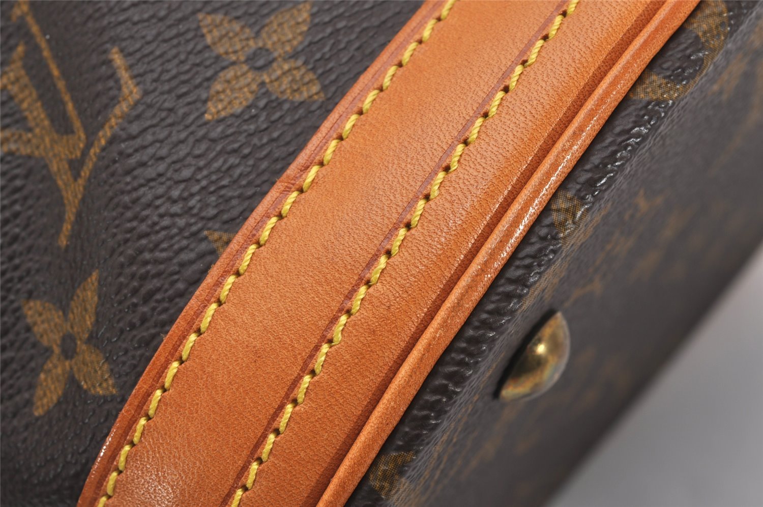 Authentic Louis Vuitton Monogram Bucket PM Shoulder Tote Bag M42238 LV 2645J