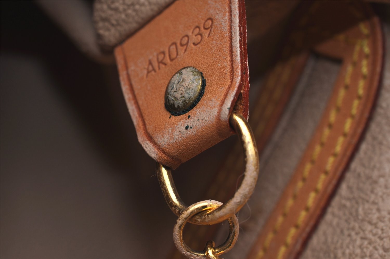 Authentic Louis Vuitton Monogram Bucket PM Shoulder Tote Bag M42238 LV 2645J