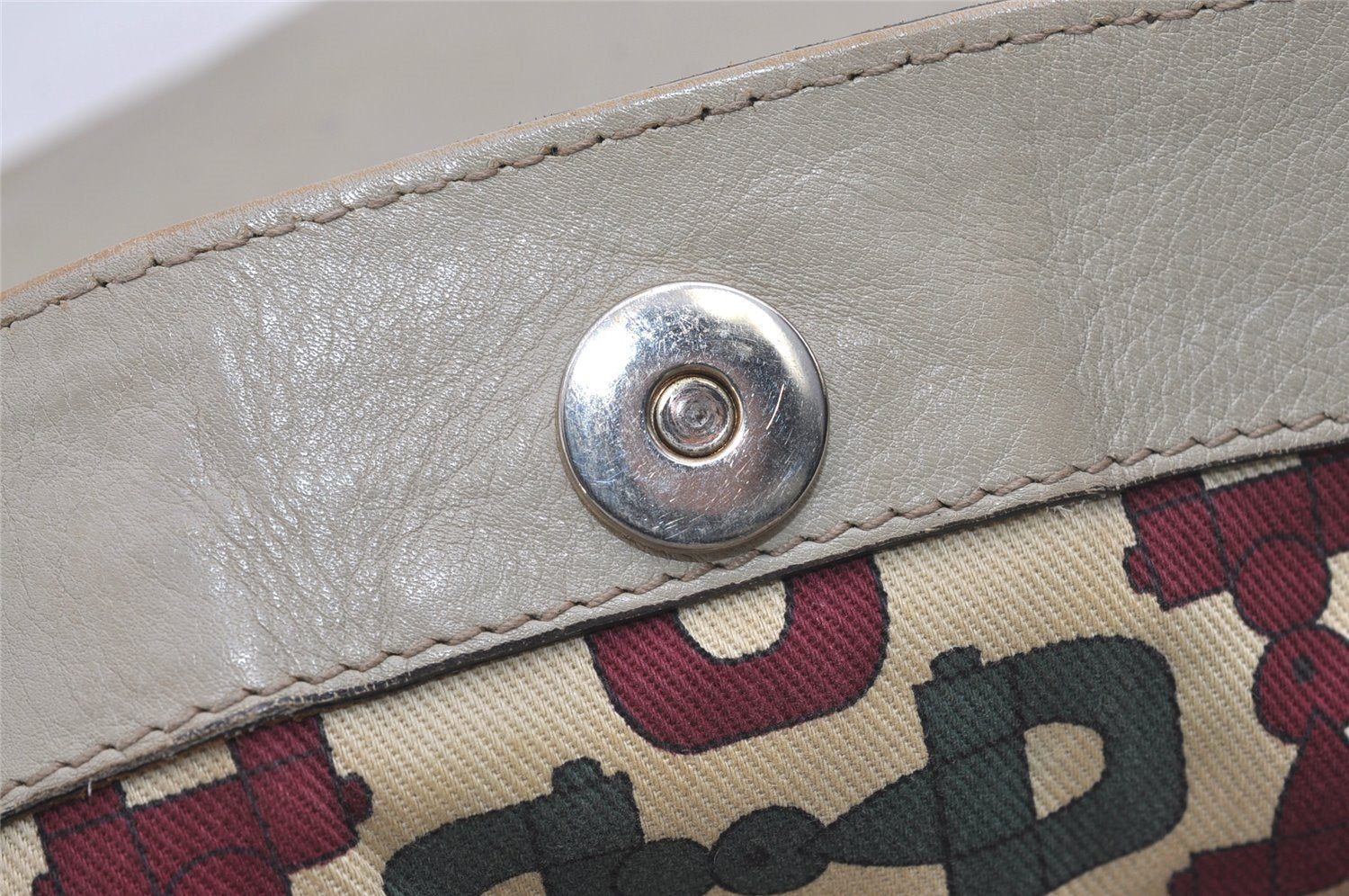 Authentic GUCCI Guccissima Abbey Shoulder Tote Bag GG Leather 211982 White 2649I