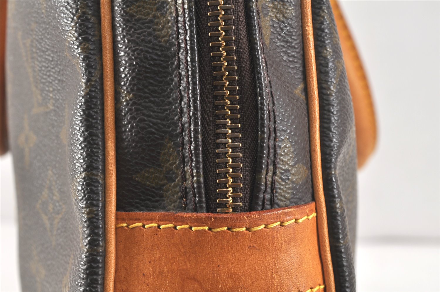 Authentic Louis Vuitton Monogram Porte Documents Voyage M53361 Briefcase 2649K