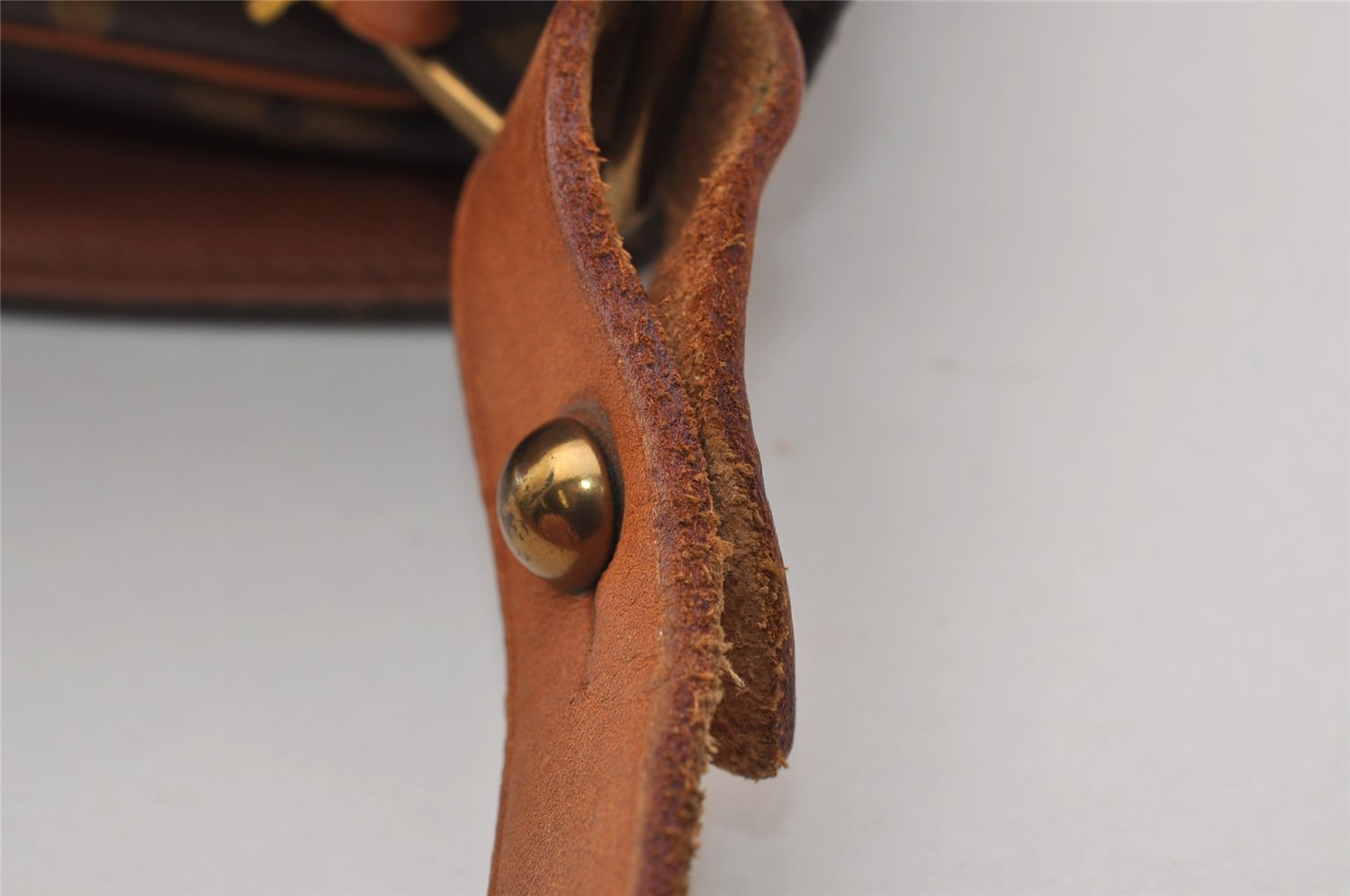 Authentic Louis Vuitton Monogram Cartouchiere MM M51253 Shoulder Cross Bag 2651I