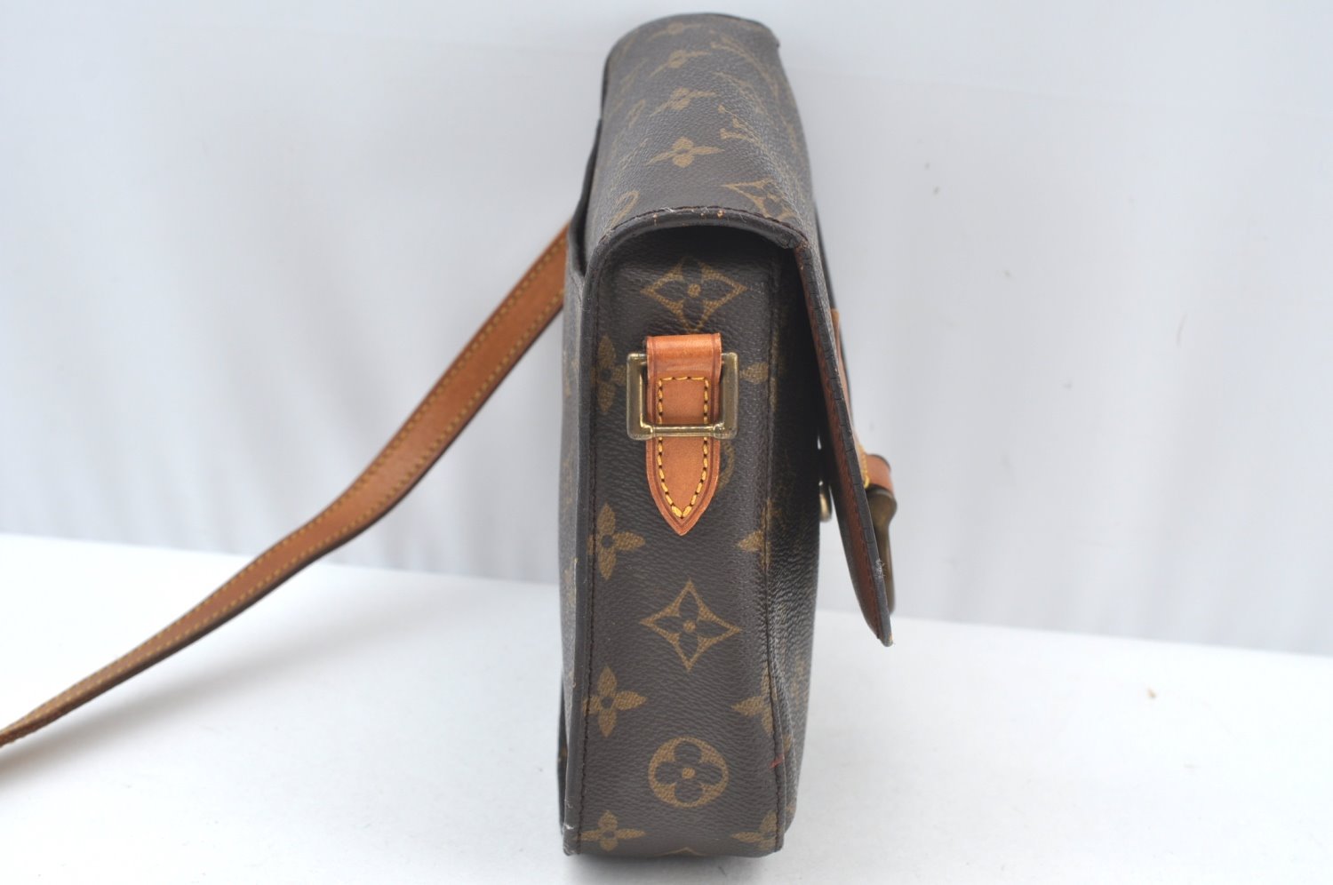 Auth Louis Vuitton Monogram Saint Cloud MM M51243 Shoulder Cross Bag Junk 2652H