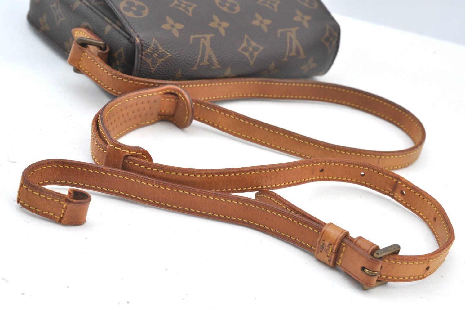 Auth Louis Vuitton Monogram Saint Cloud MM M51243 Shoulder Cross Bag Junk 2652H