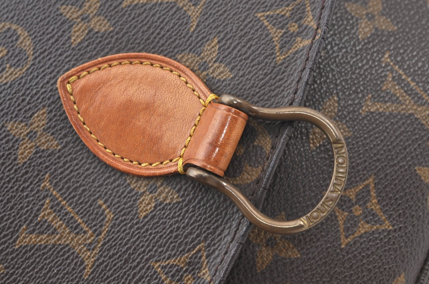 Auth Louis Vuitton Monogram Saint Cloud MM M51243 Shoulder Cross Bag Junk 2652H