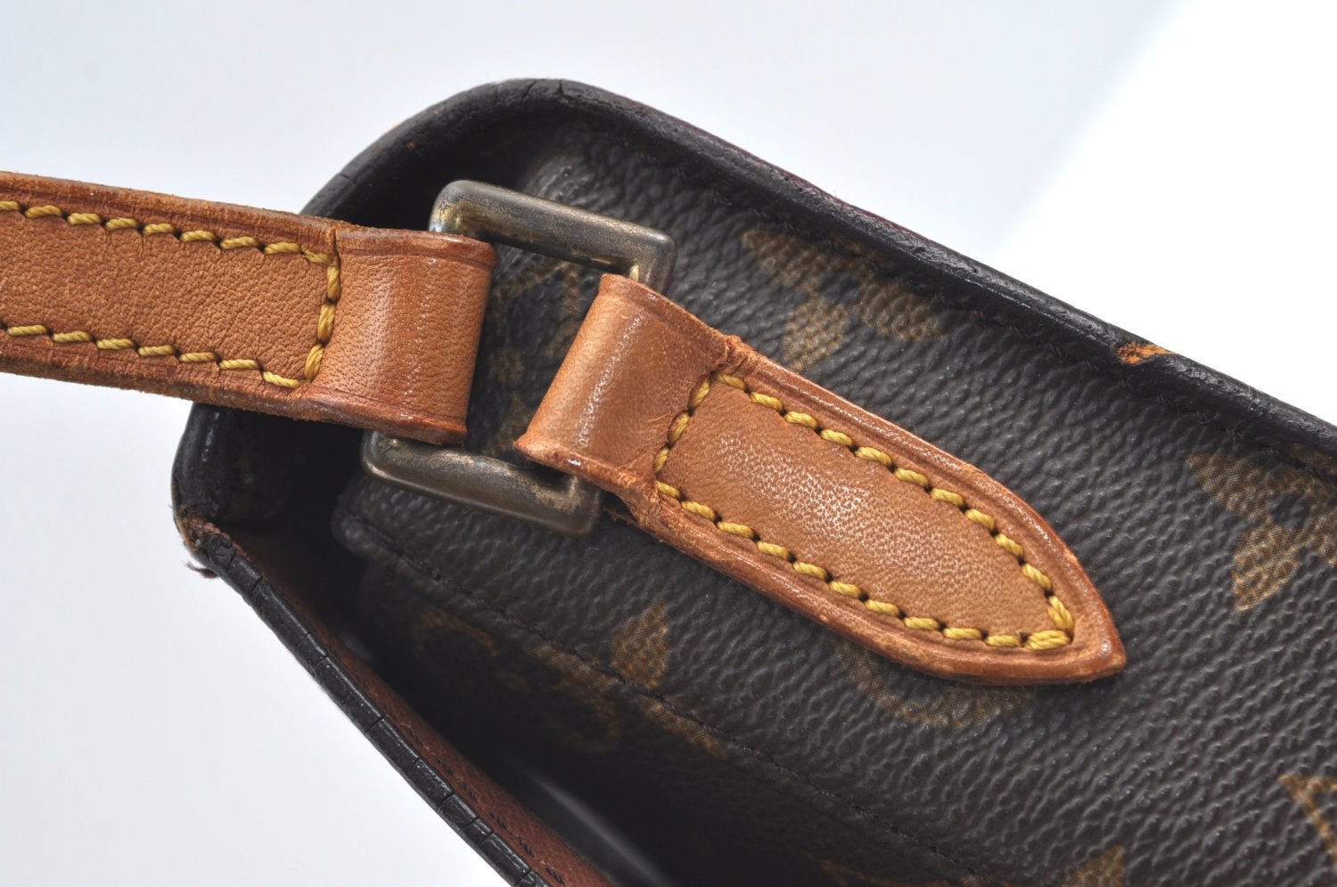 Auth Louis Vuitton Monogram Saint Cloud MM M51243 Shoulder Cross Bag Junk 2652H