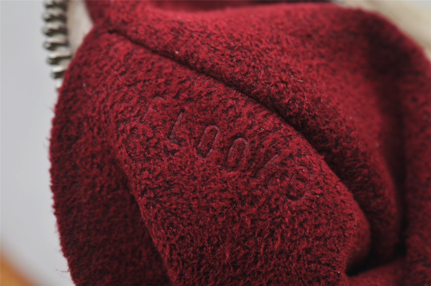 Auth Louis Vuitton Monogram Multicolor Trousse Wapiti Pouch M58033 White 2653J