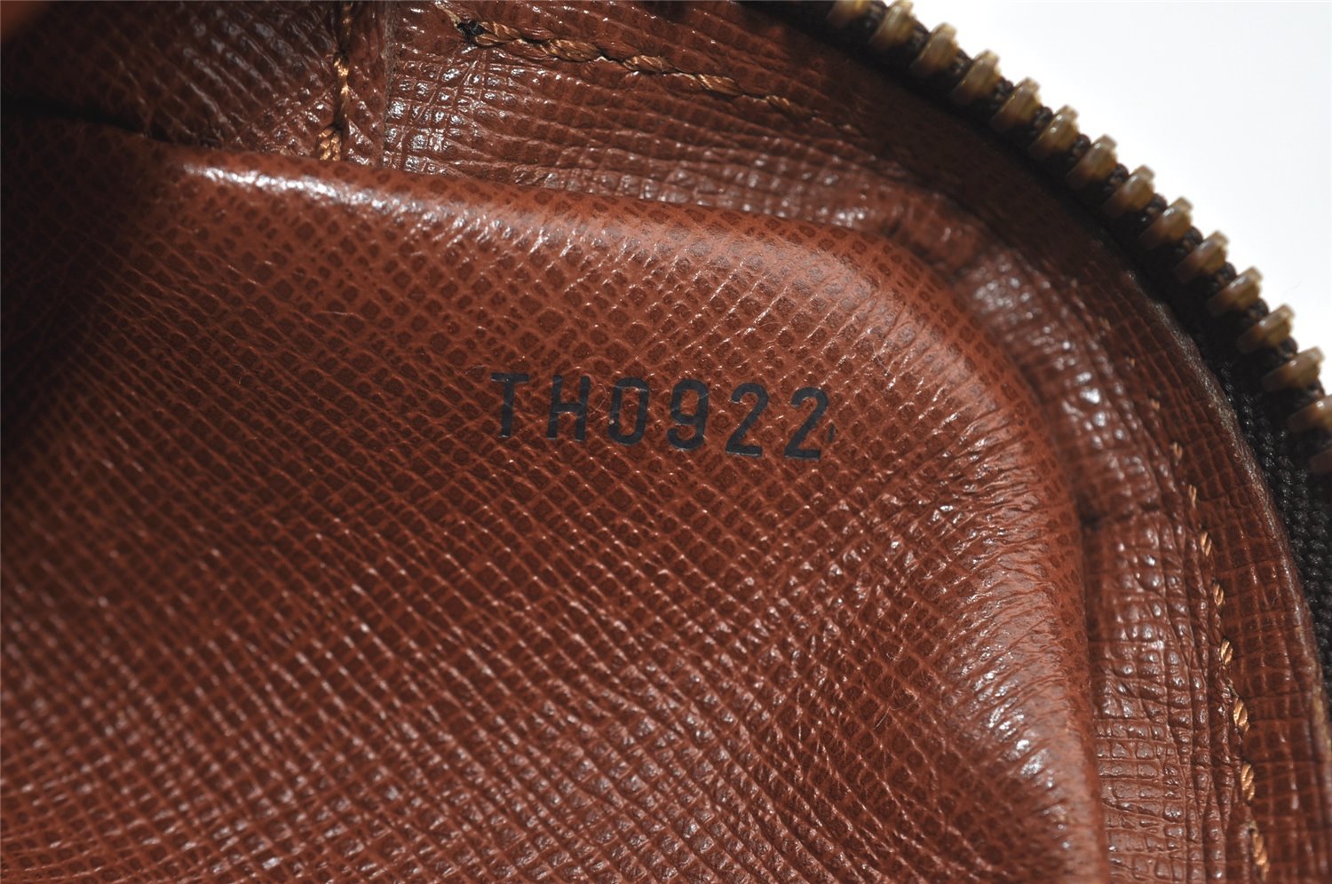 Authentic Louis Vuitton Monogram Marly Dragonne PM M51827 Clutch Hand Bag 2656I