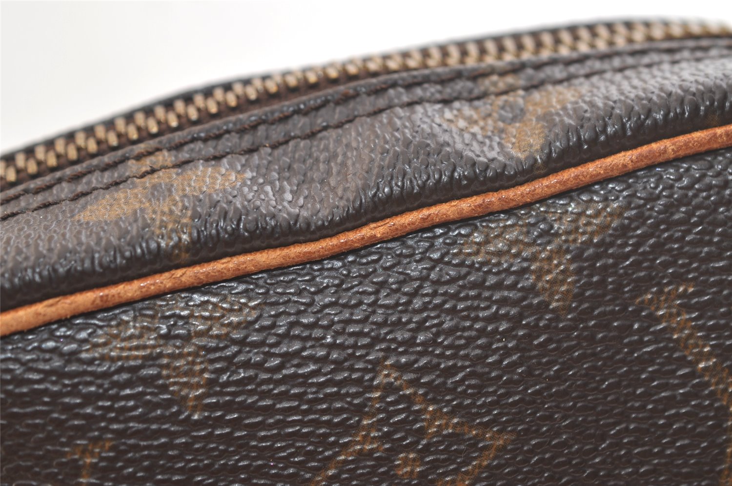 Authentic Louis Vuitton Monogram Danube Shoulder Cross Bag M45266 Junk 2656K