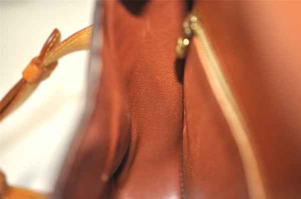 Authentic Louis Vuitton Monogram Saint Cloud GM M51242 Shoulder Cross Bag 2657J