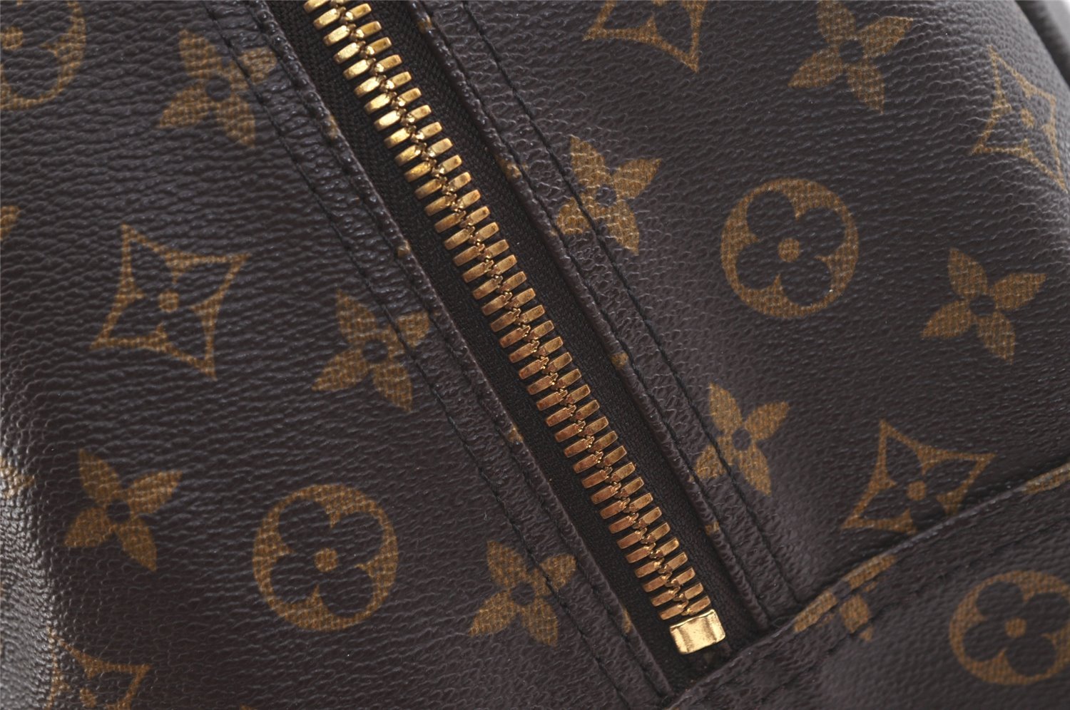 Authentic Louis Vuitton Monogram Evasion PM Boston Travel Bag M41443 LV 2657K