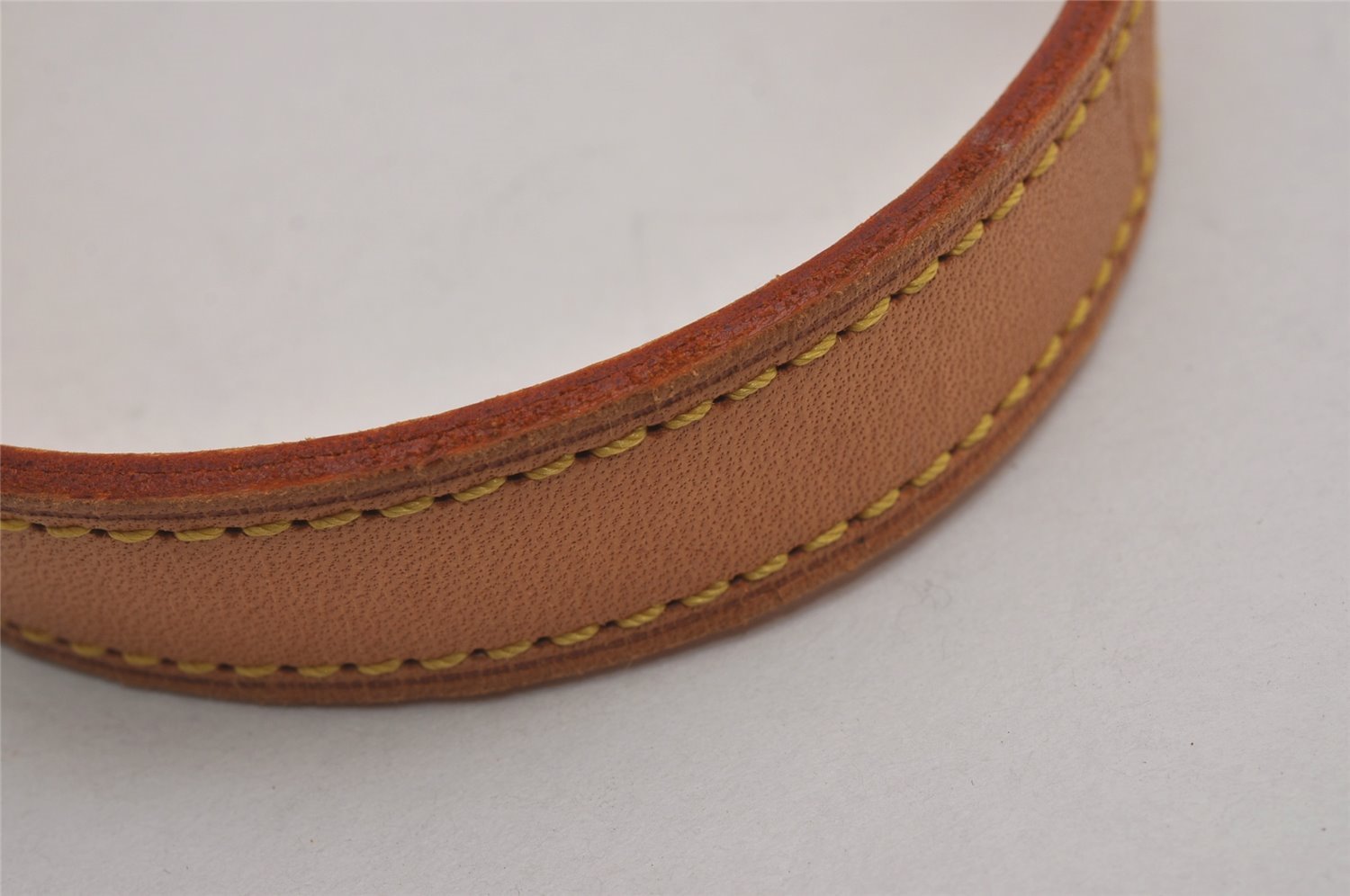 Authentic Louis Vuitton Leather Shoulder Strap For Bucket GM 31.9