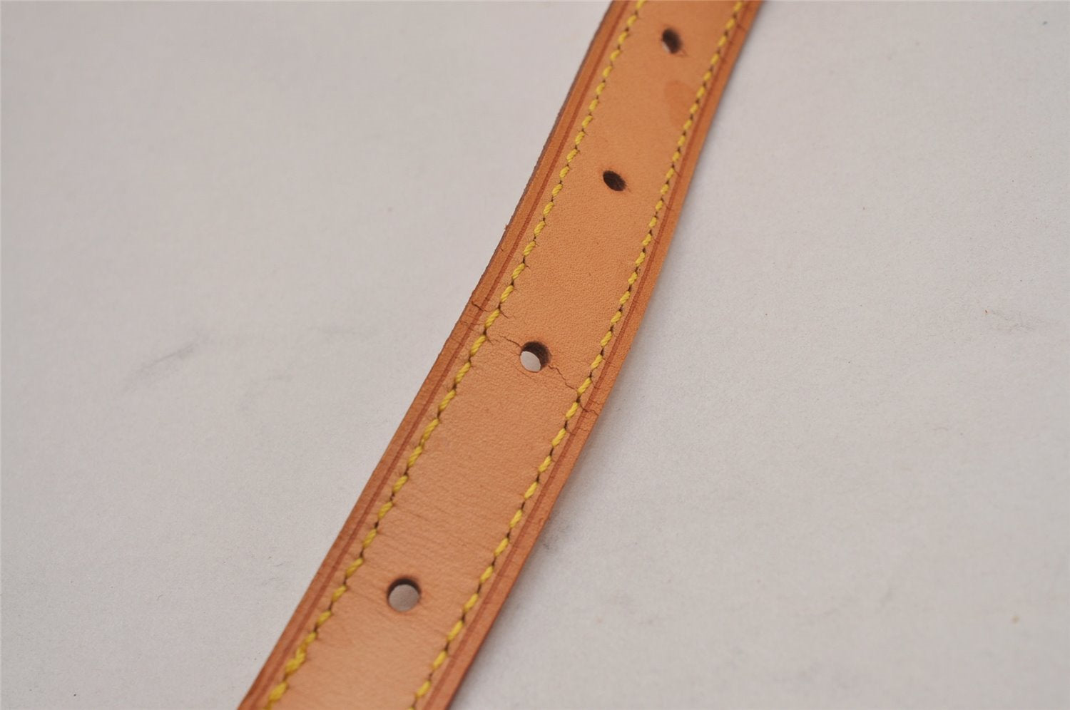 Authentic Louis Vuitton Leather Shoulder Strap For Bucket GM 31.9