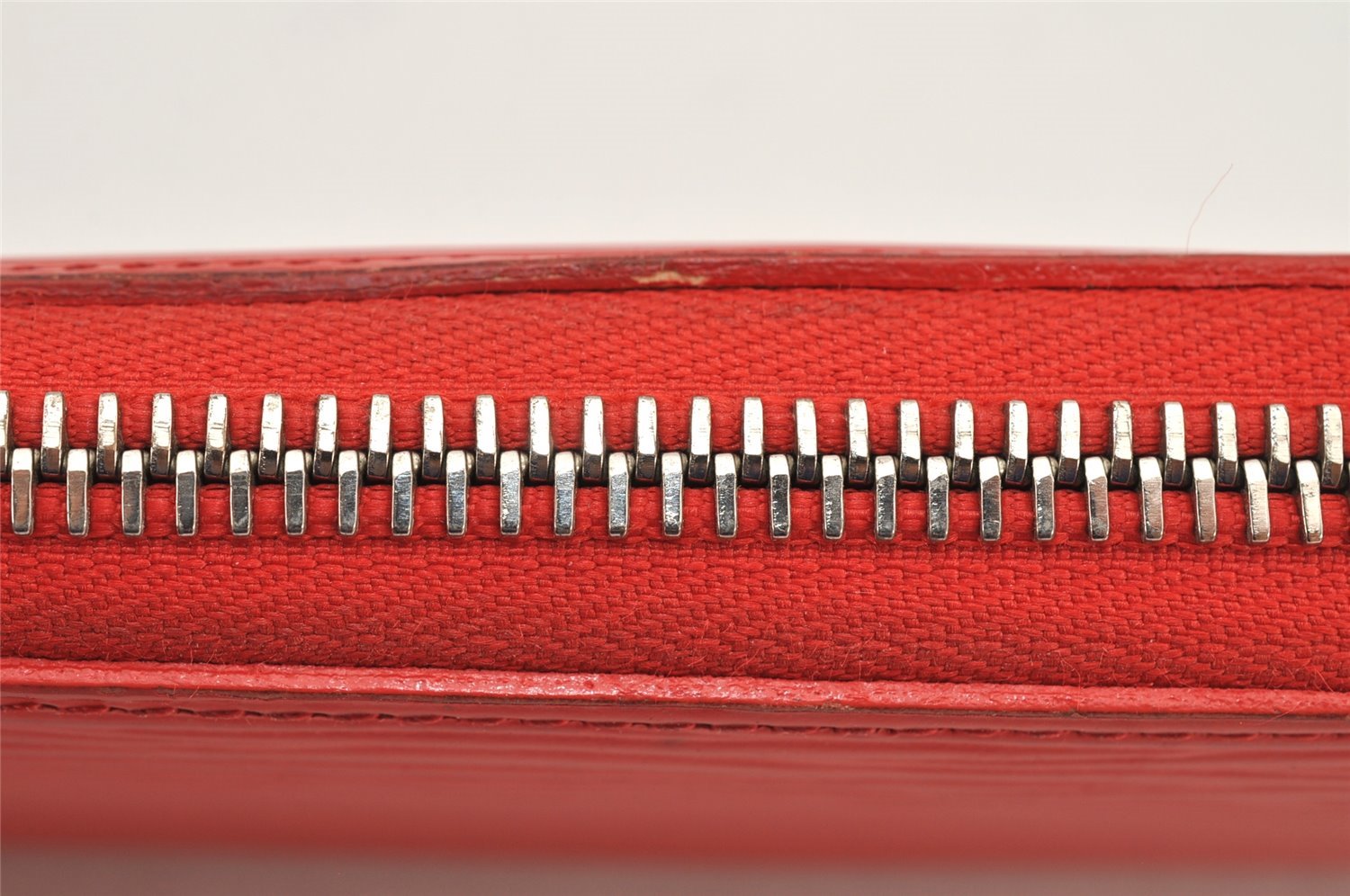 Authentic Louis Vuitton Epi Portefeuille Clemence Long Wallet M60913 Red 2664K