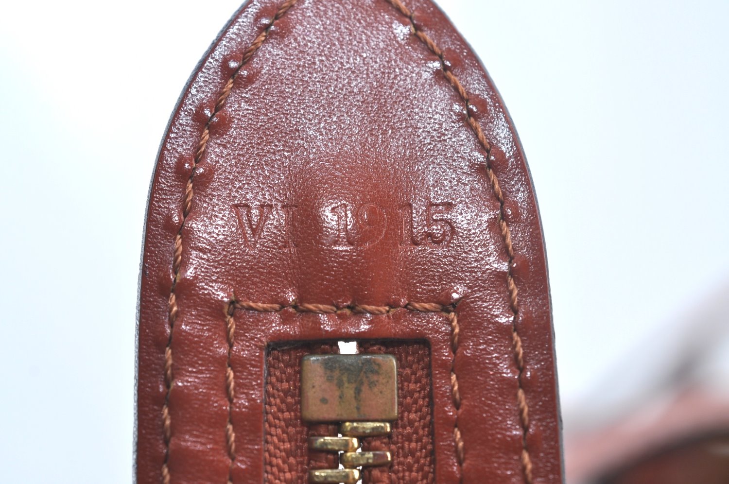 Authentic Louis Vuitton Epi Saint Jacques Hand Bag Brown M52273 LV 2665J