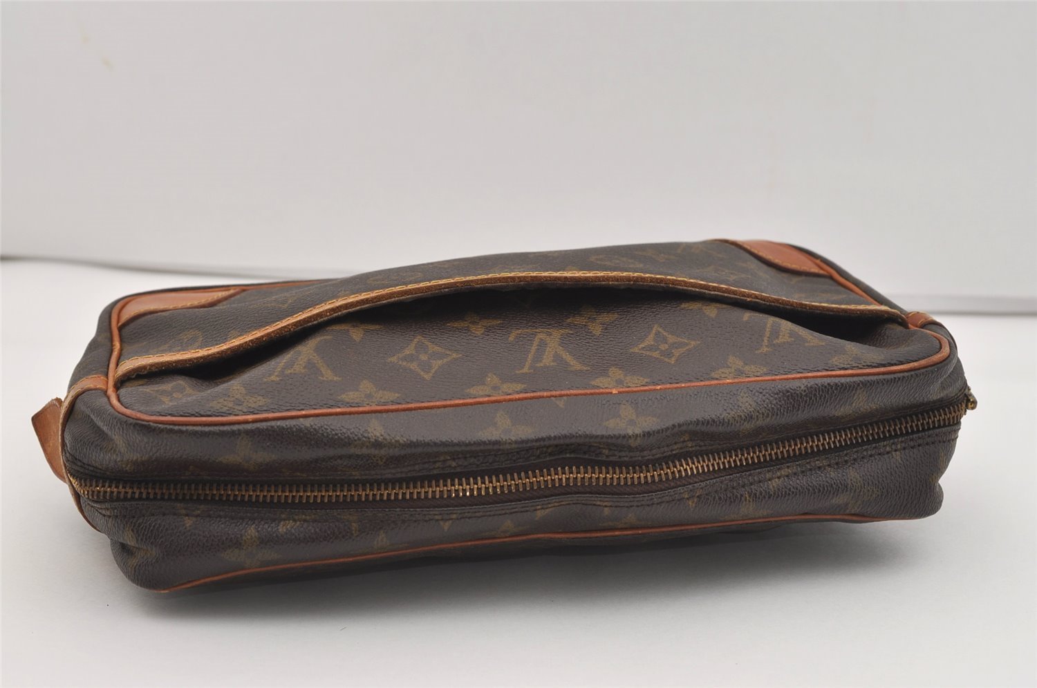 Authentic Louis Vuitton Monogram Compiegne 28 Clutch Hand Bag M51845 LV 2666J