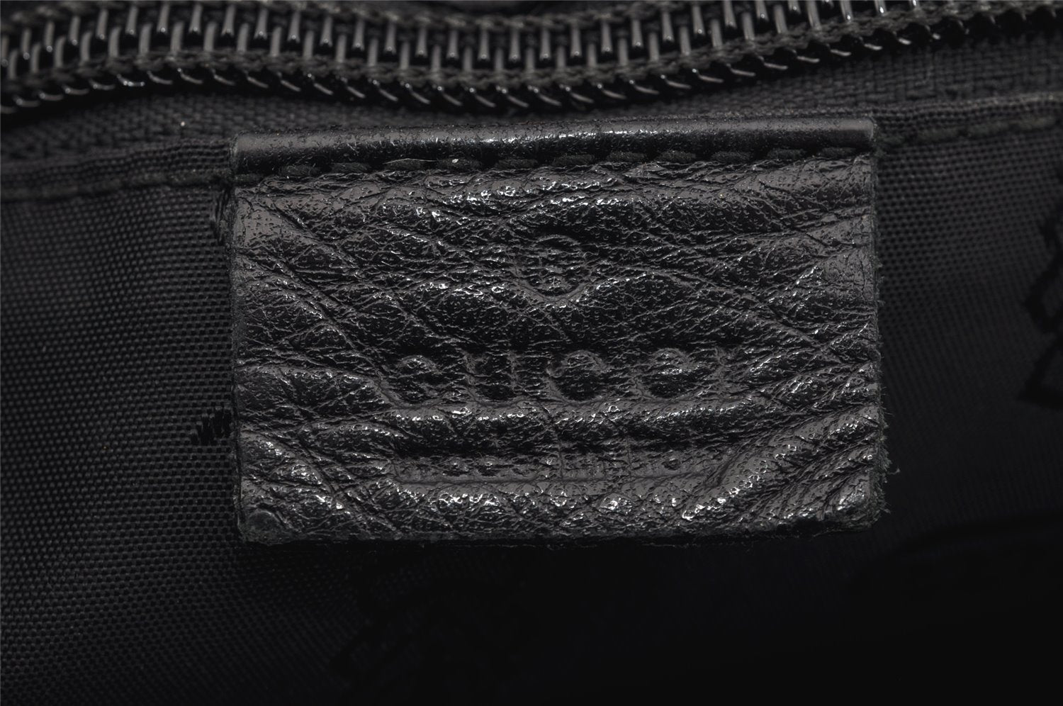 Authentic GUCCI Hysteria Vintage Shoulder Cross Body Bag Leather Black 2668I