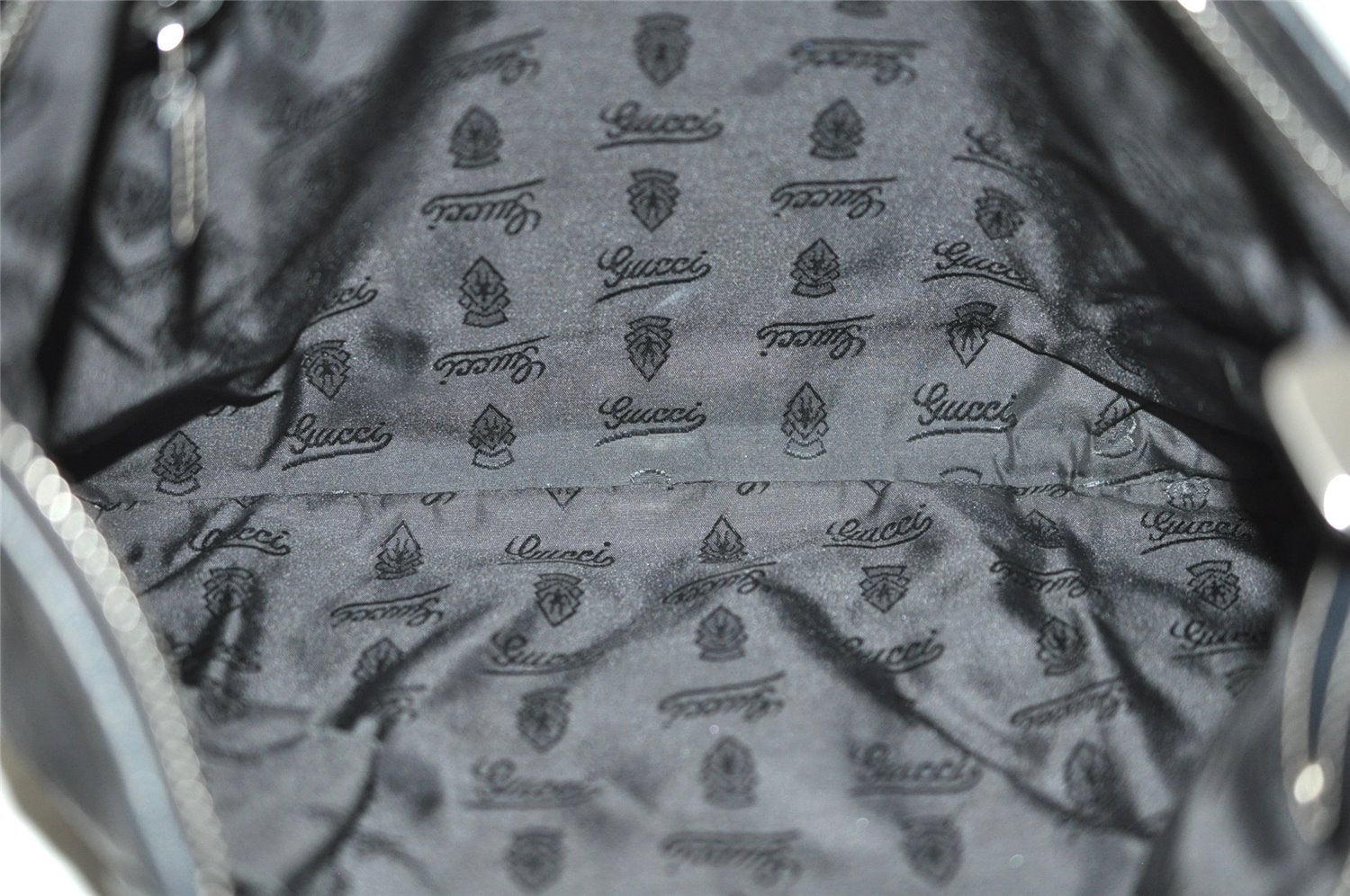 Authentic GUCCI Hysteria Vintage Shoulder Cross Body Bag Leather Black 2668I