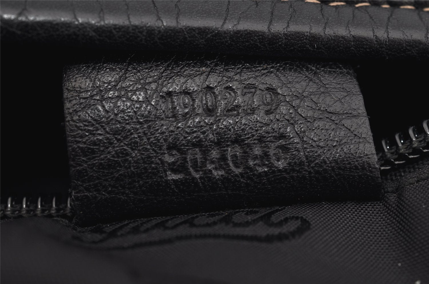 Authentic GUCCI Hysteria Vintage Shoulder Cross Body Bag Leather Black 2668I