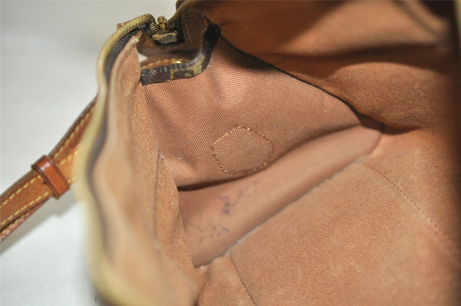 Auth Louis Vuitton Monogram Popincourt Long Shoulder Cross Bag M40008 LV 2670J