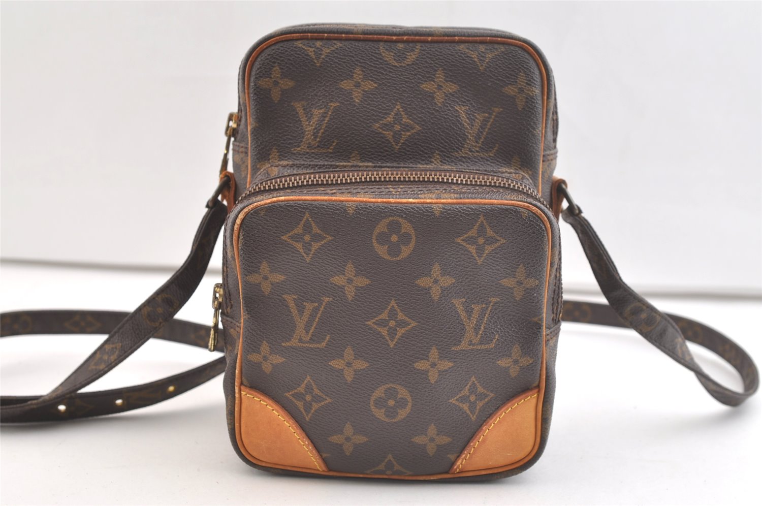 Authentic Louis Vuitton Monogram Amazone Shoulder Cross Body Bag M45236 LV 2670K