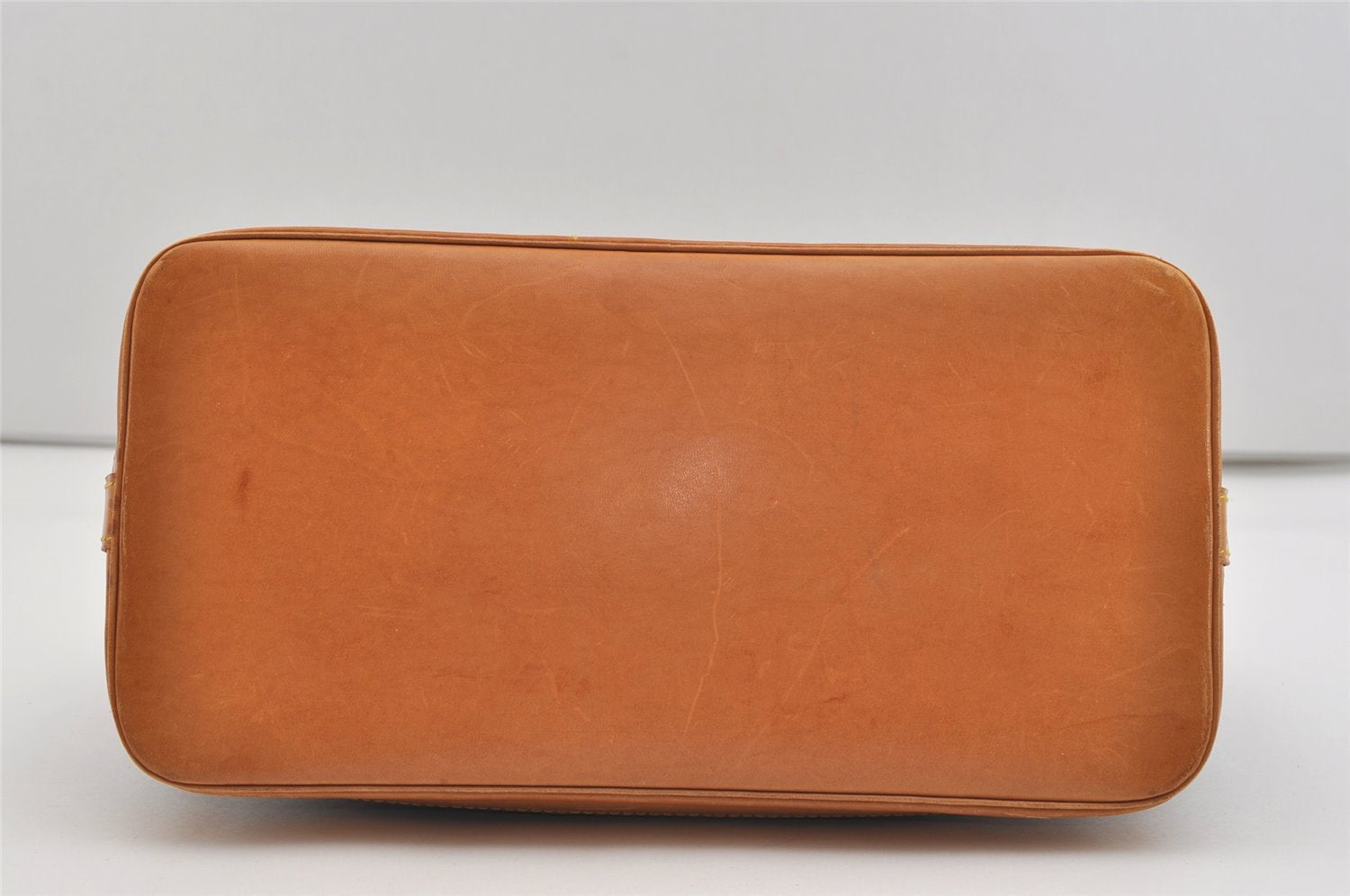 Authentic Louis Vuitton Monogram Alma Hand Bag Purse M51130 LV 2671J