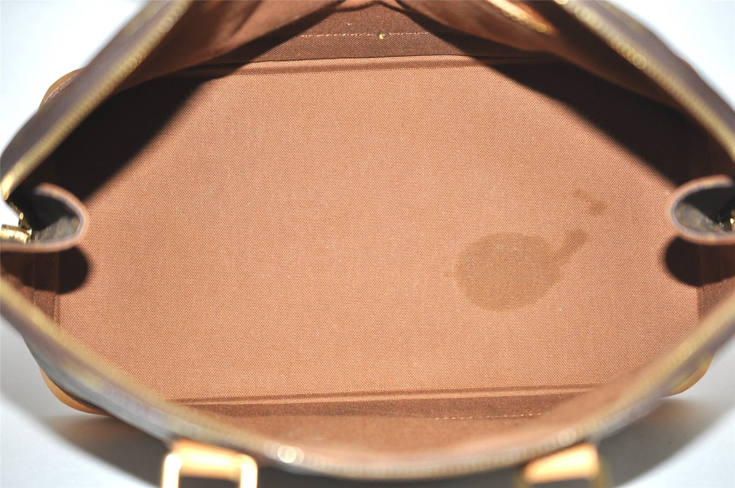 Authentic Louis Vuitton Monogram Alma Hand Bag Purse M51130 LV 2671J