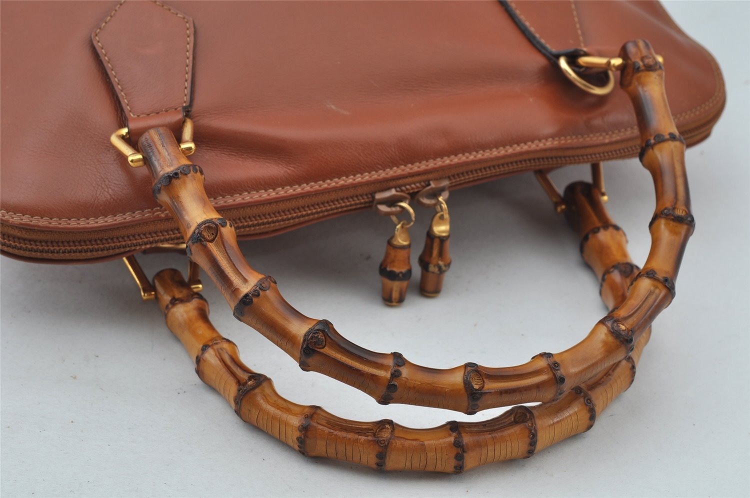 Authentic GUCCI Bamboo 2Way Shoulder Hand Bag Purse Leather Brown Junk 2674J