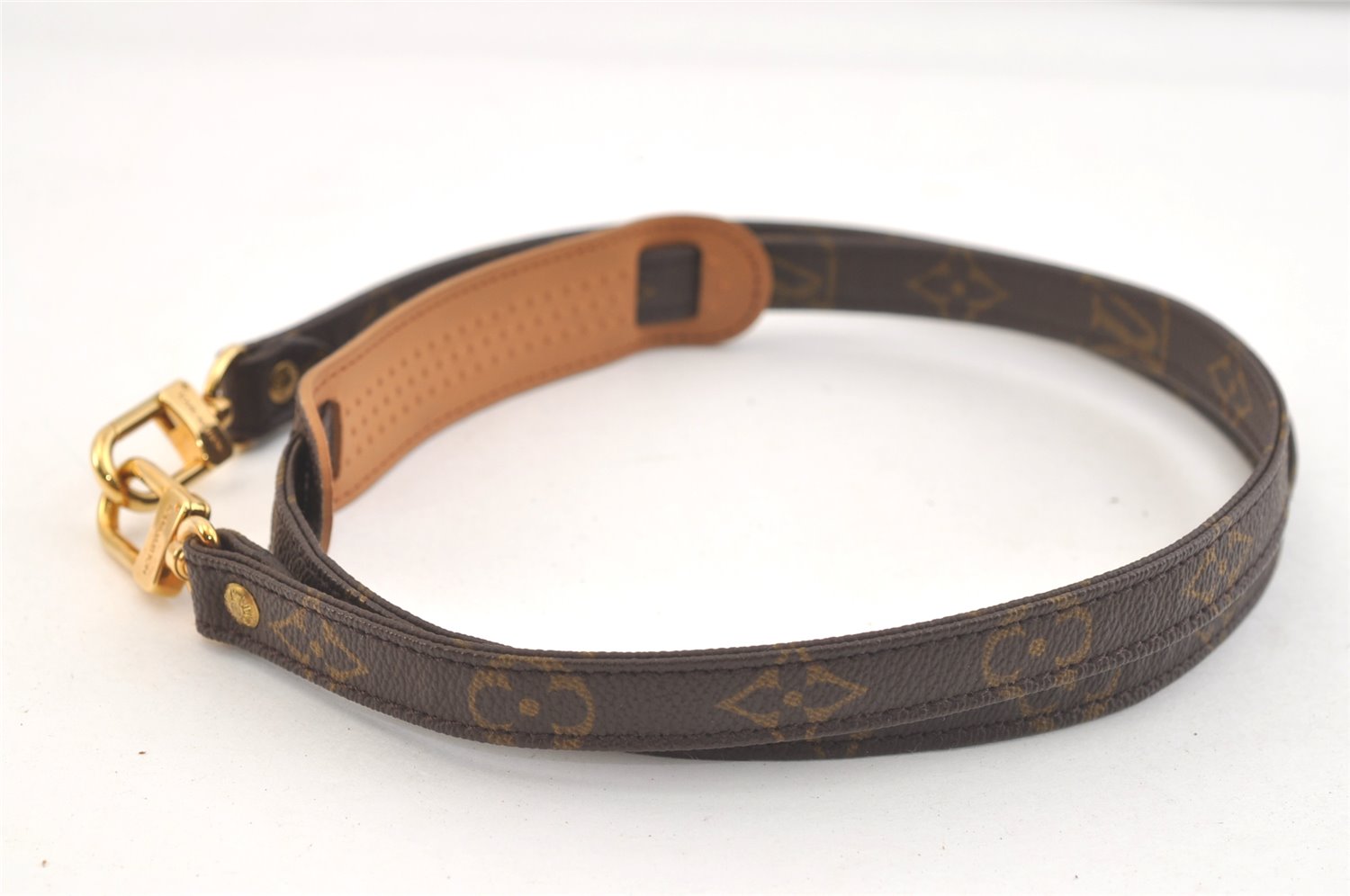 Authentic Louis Vuitton Monogram Shoulder Strap 46.9