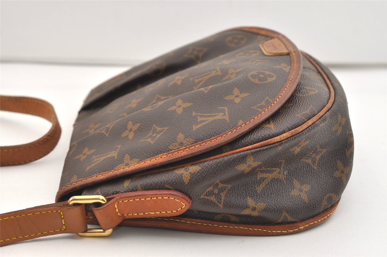 Authentic Louis Vuitton Monogram Menilmontant PM M40474 Shoulder Bag Junk 2677J