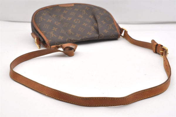 Authentic Louis Vuitton Monogram Menilmontant PM M40474 Shoulder Bag Junk 2677J