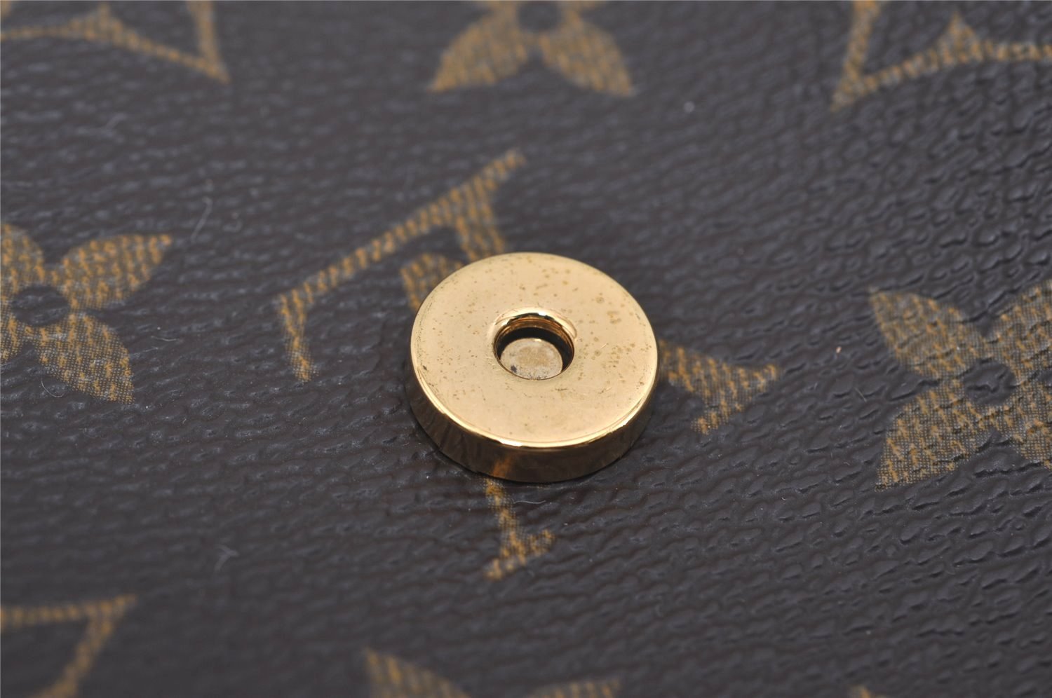 Authentic Louis Vuitton Monogram Musette Tango Shoulder Bag M51257 LV 2679I