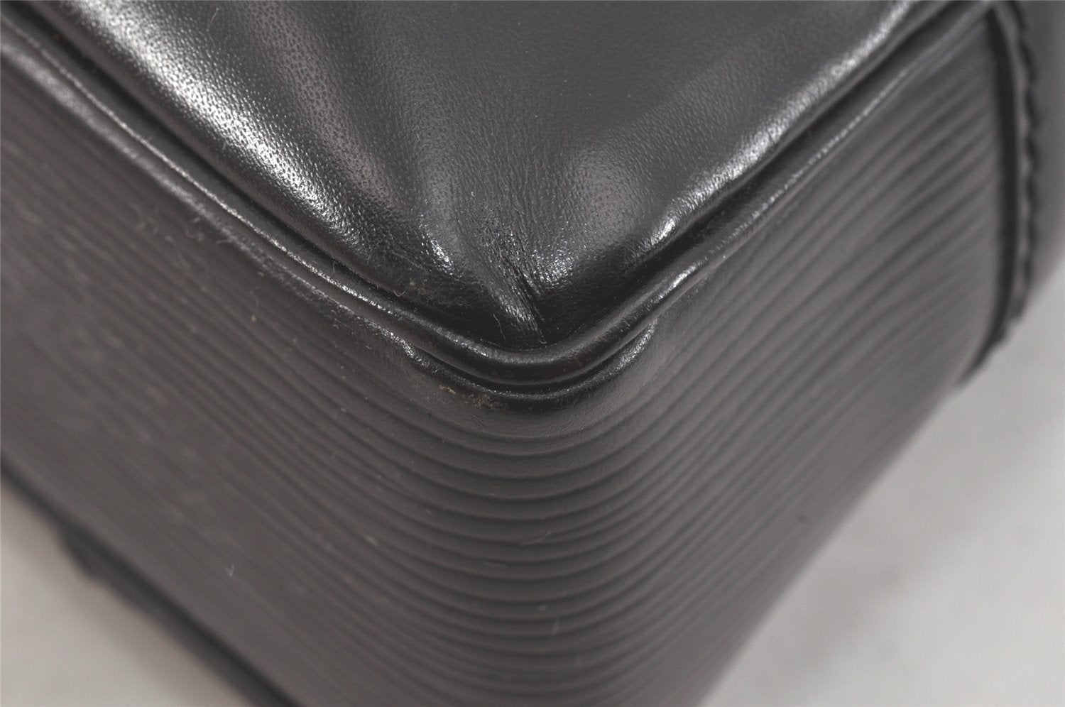 Authentic Louis Vuitton Epi Porte Documents Voyage Briefcase M59162 Black 2681K