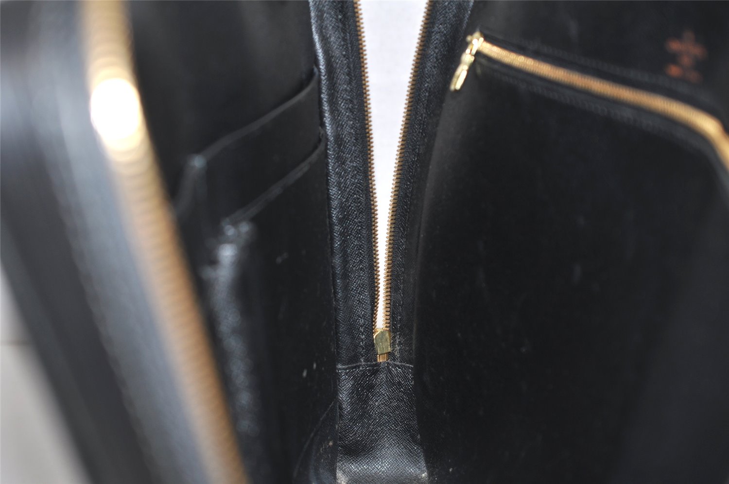 Authentic Louis Vuitton Epi Porte Documents Voyage Briefcase M59162 Black 2681K