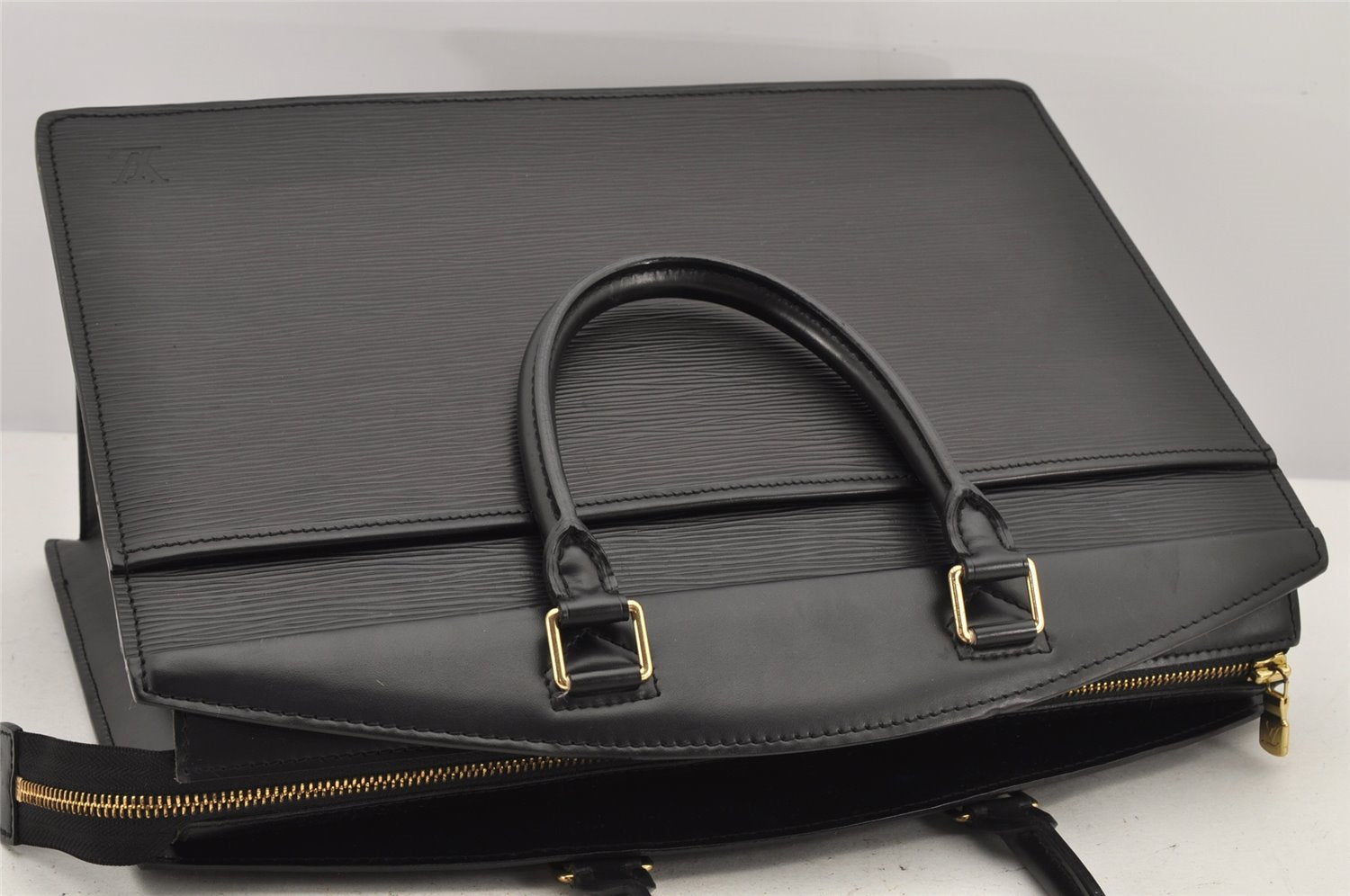 Authentic Louis Vuitton Epi Riviera Hand Bag Black M48182 LV Junk 2683K