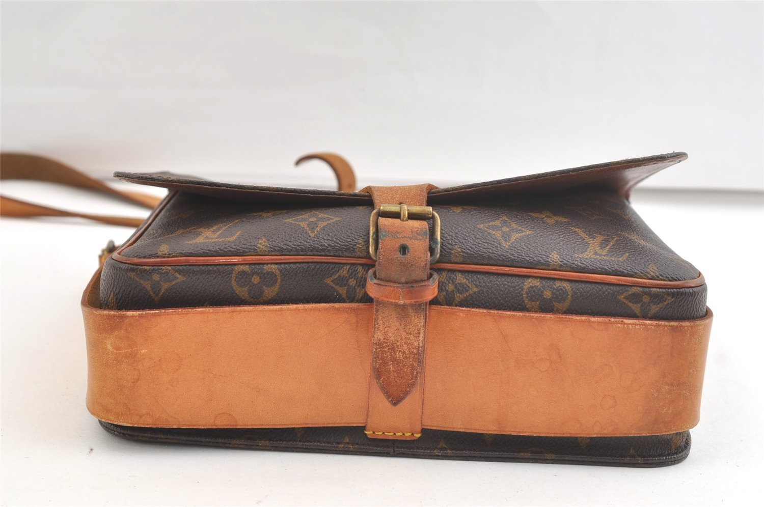 Authentic Louis Vuitton Monogram Cartouchiere GM M51252 Shoulder Cross Bag 2684K
