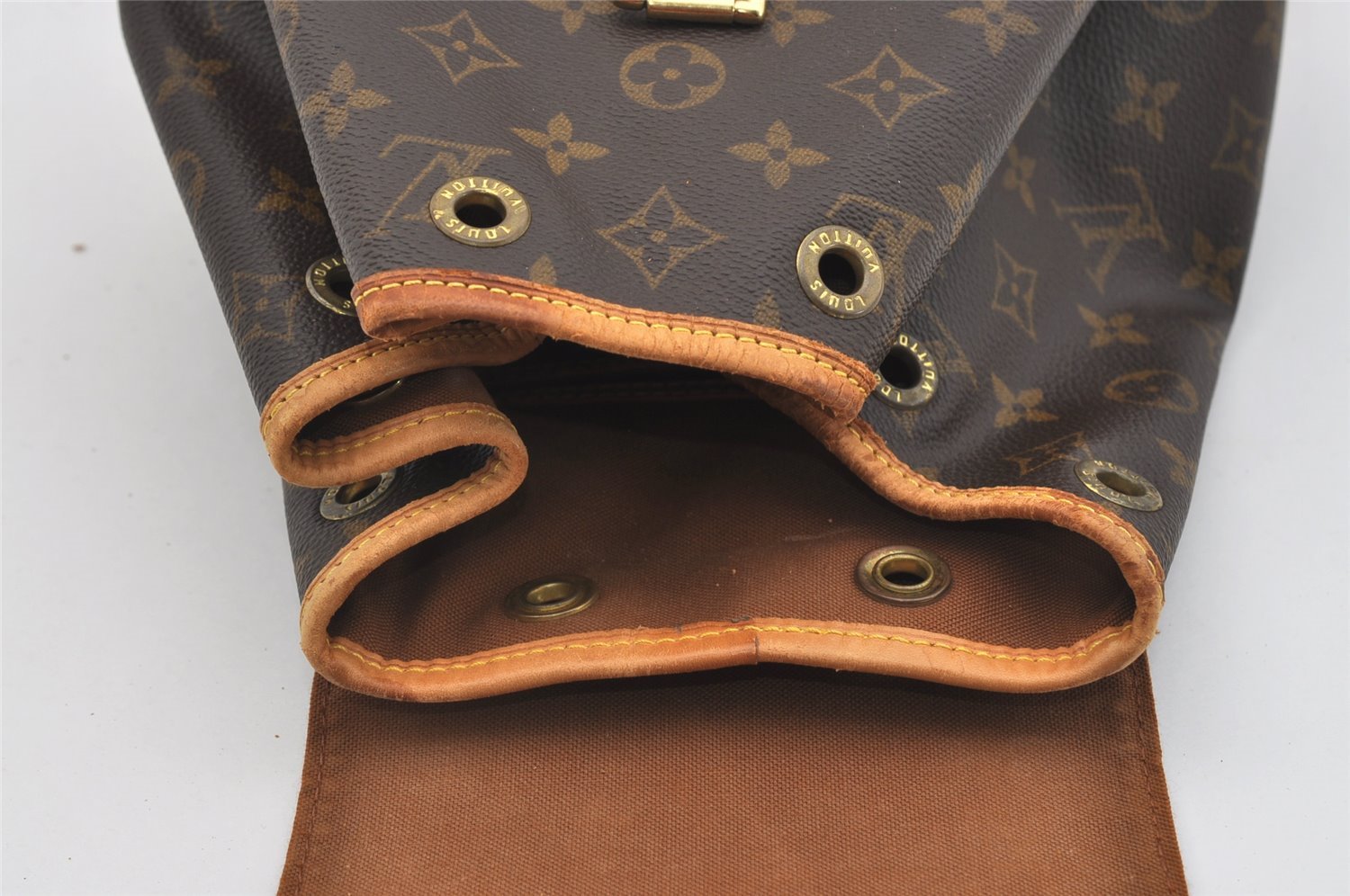 Authentic Louis Vuitton Monogram Montsouris MM Backpack M51136 LV 2687J