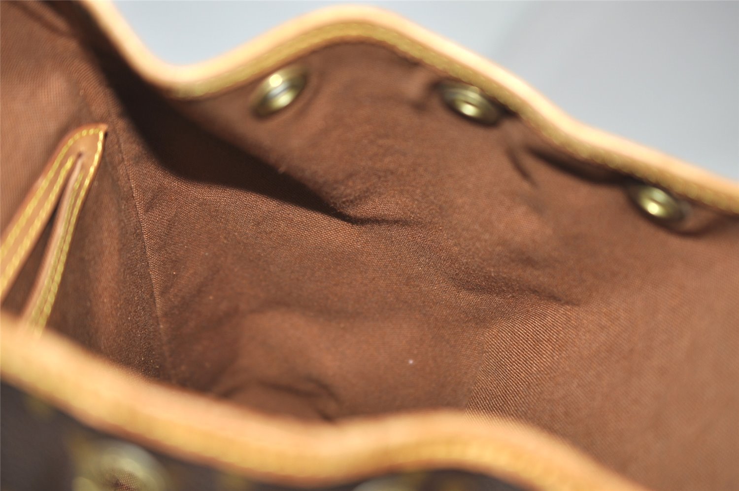 Authentic Louis Vuitton Monogram Montsouris MM Backpack M51136 LV 2687J