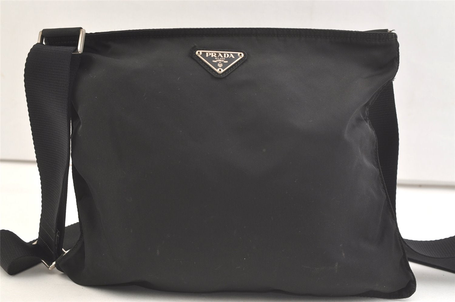 Authentic PRADA Nylon Tessuto Leather Shoulder Cross Body Bag Purse Black 2691K