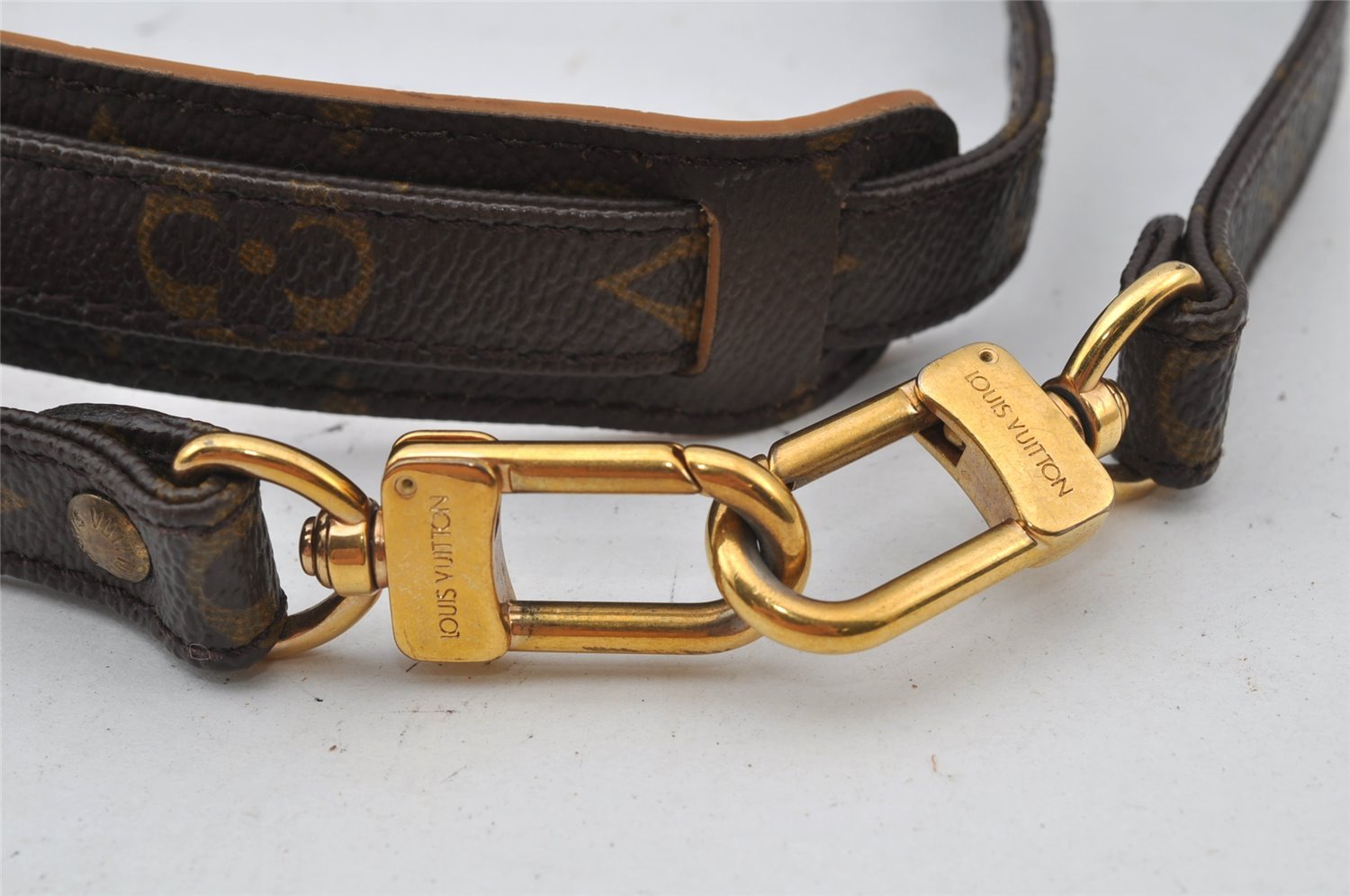 Authentic Louis Vuitton Monogram Shoulder Strap 46.9