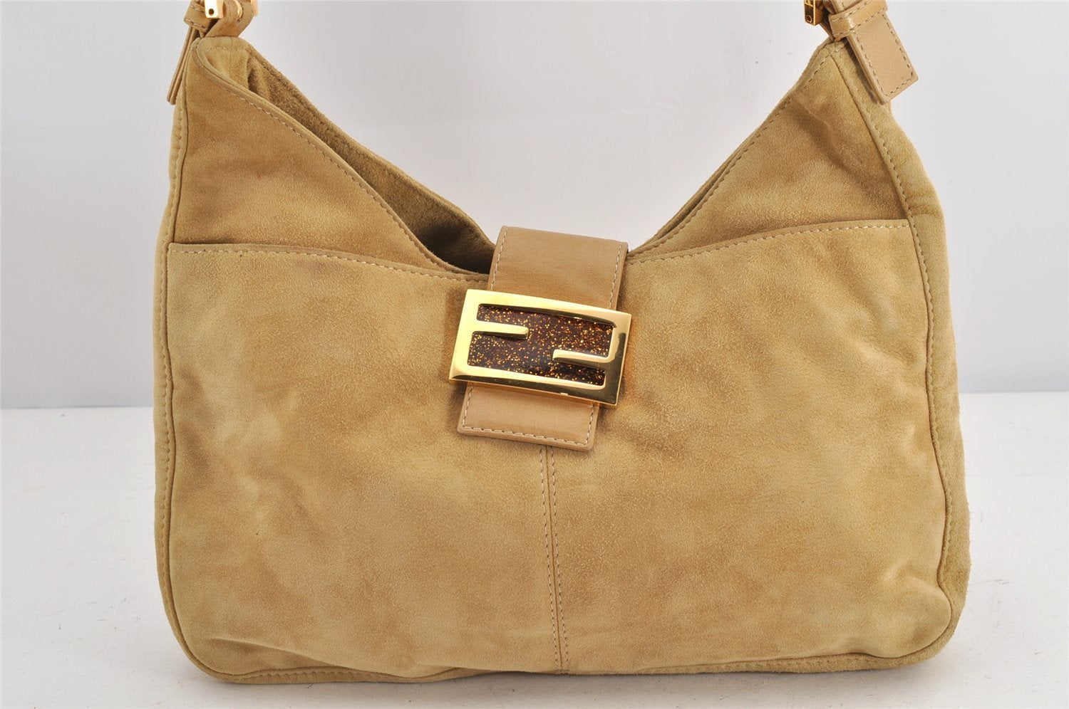 Authentic FENDI Vintage Shoulder Hand Bag Purse Suede Leather Beige 2703K