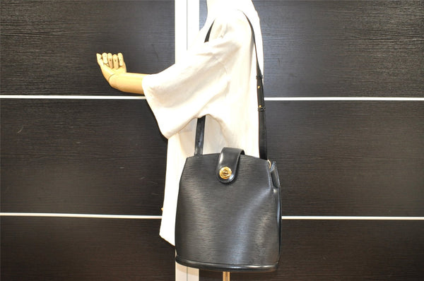 Authentic Louis Vuitton Epi Cluny Shoulder Bag Purse Black M52252 LV 2705I