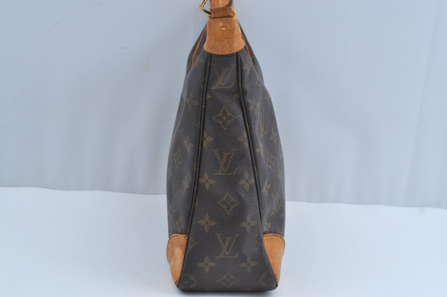 Authentic Louis Vuitton Monogram Boulogne 30 Shoulder Cross Bag M52165 LV 2706I
