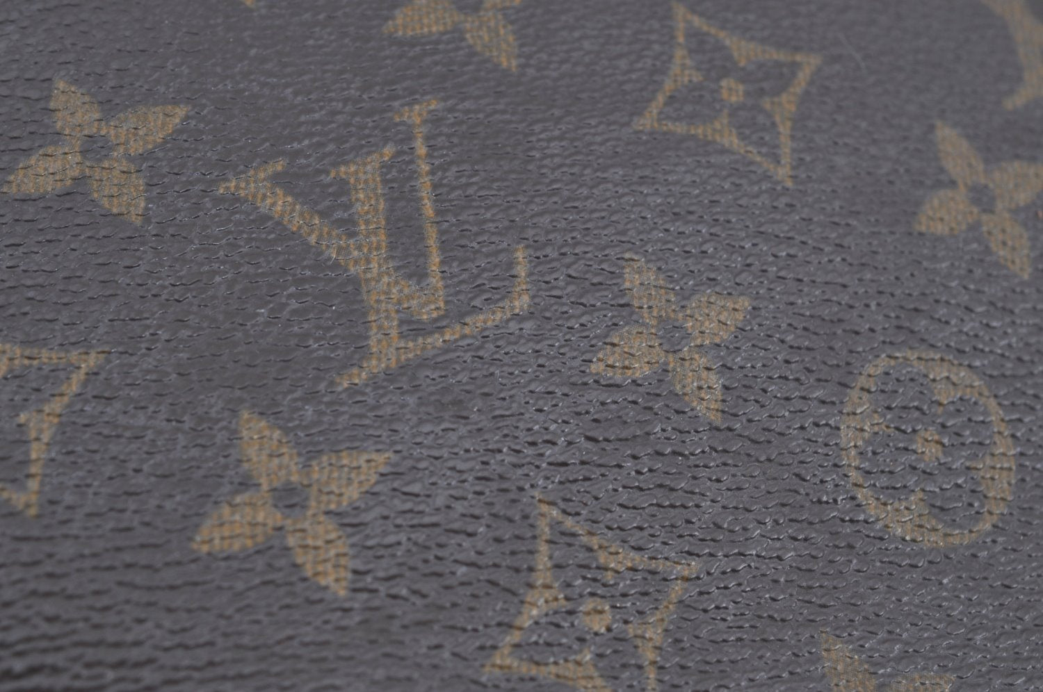 Authentic Louis Vuitton Monogram Boulogne 30 Shoulder Cross Bag M52165 LV 2706I