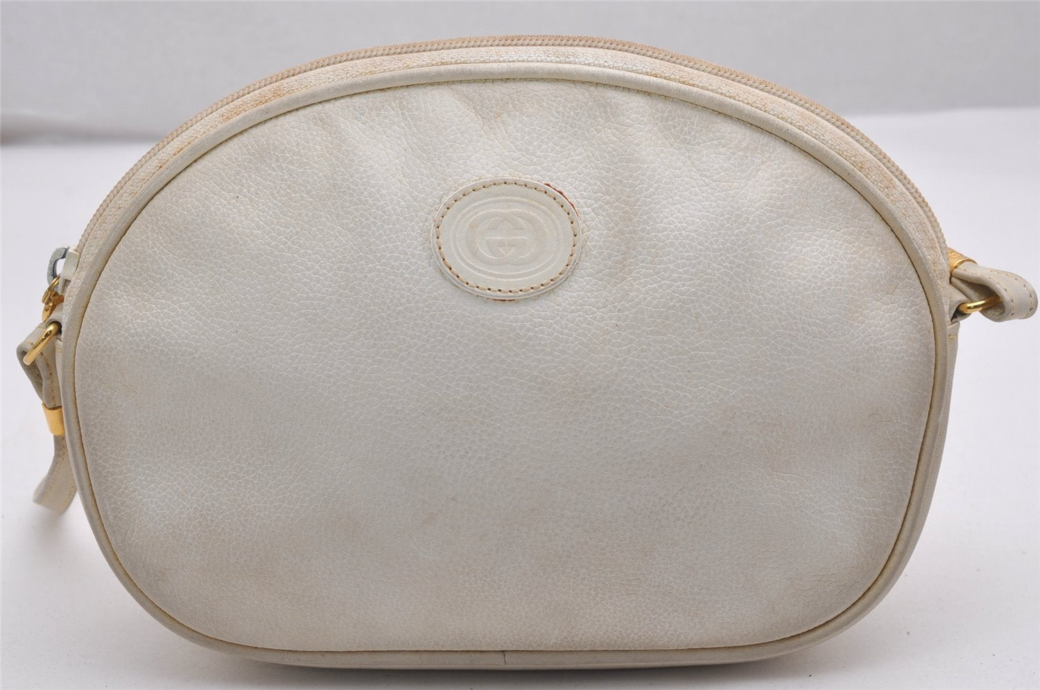 Authentic GUCCI Vintage Shoulder Cross Body Bag Purse Leather White 2706J