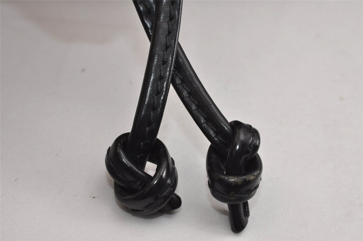 Authentic Louis Vuitton Epi Petit Noe Shoulder Drawstring Bag M59012 Black 2710J