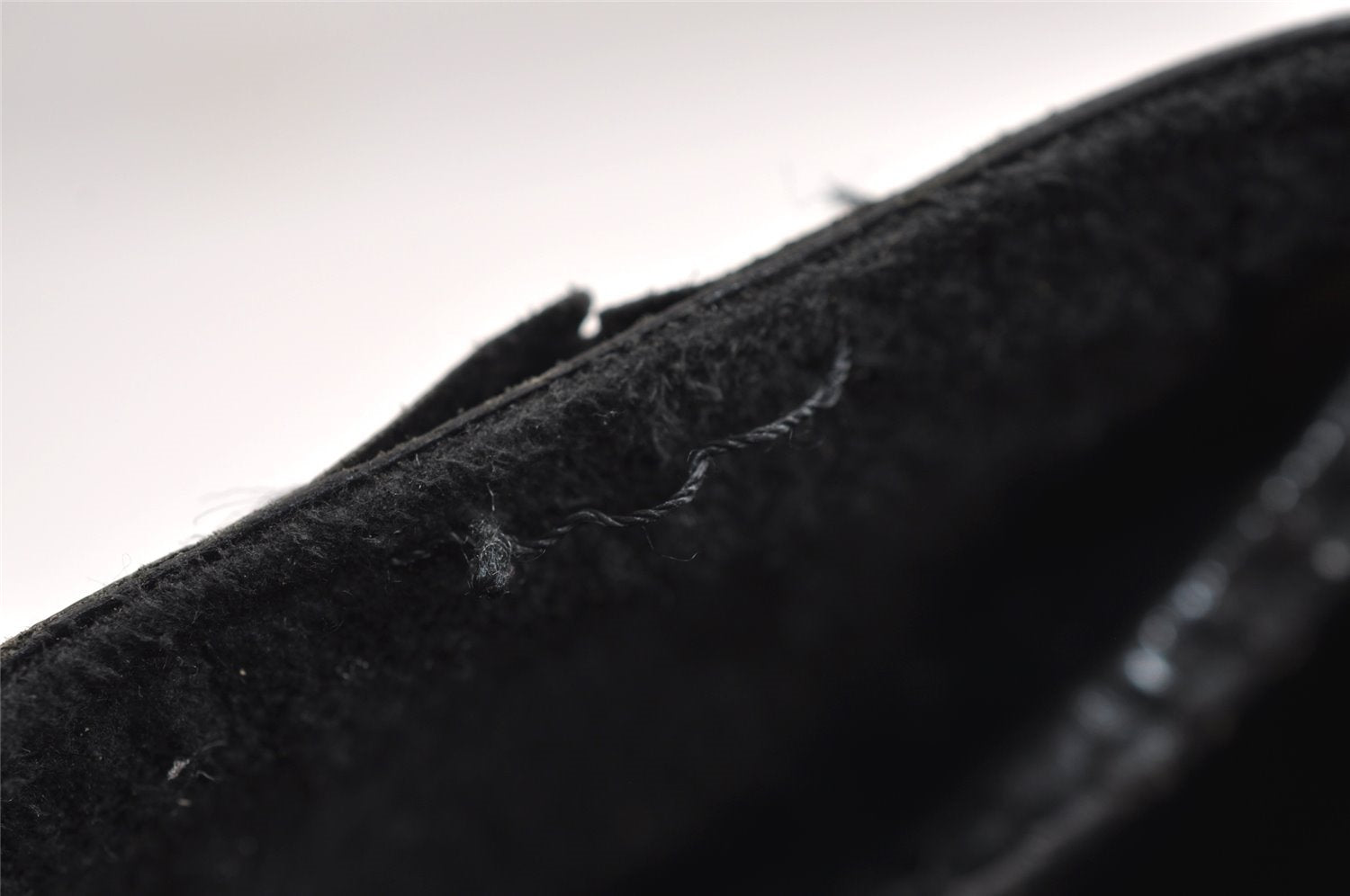 Authentic Louis Vuitton Epi Petit Noe Shoulder Drawstring Bag M59012 Black 2710J