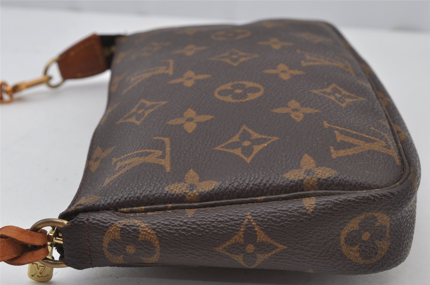 Authentic Louis Vuitton Monogram Pochette Accessoires Pouch M51980 LV 2723J