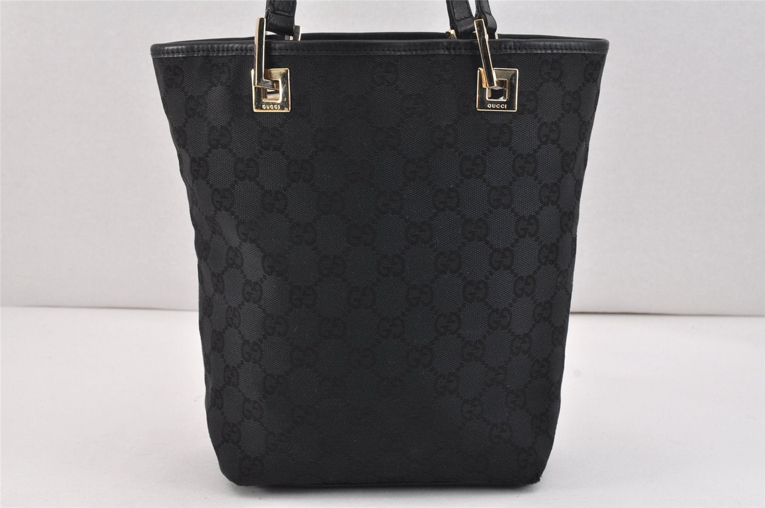 Authentic GUCCI Vintage Shoulder Tote Bag GG Canvas Leather 0021099 Black 2727K