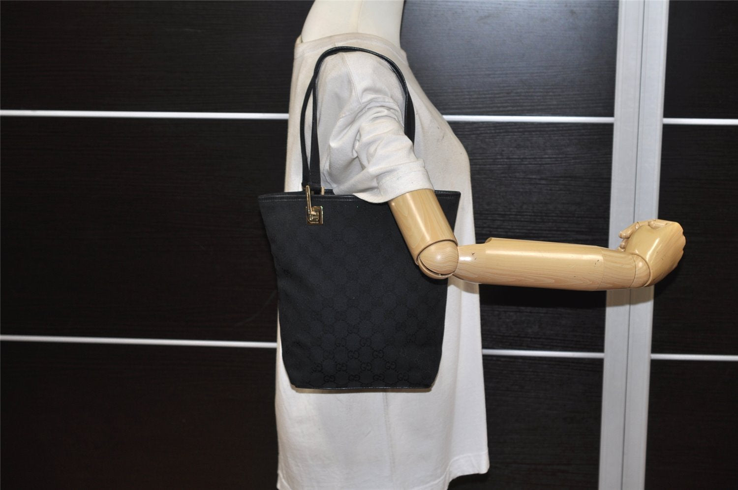 Authentic GUCCI Vintage Shoulder Tote Bag GG Canvas Leather 0021099 Black 2727K