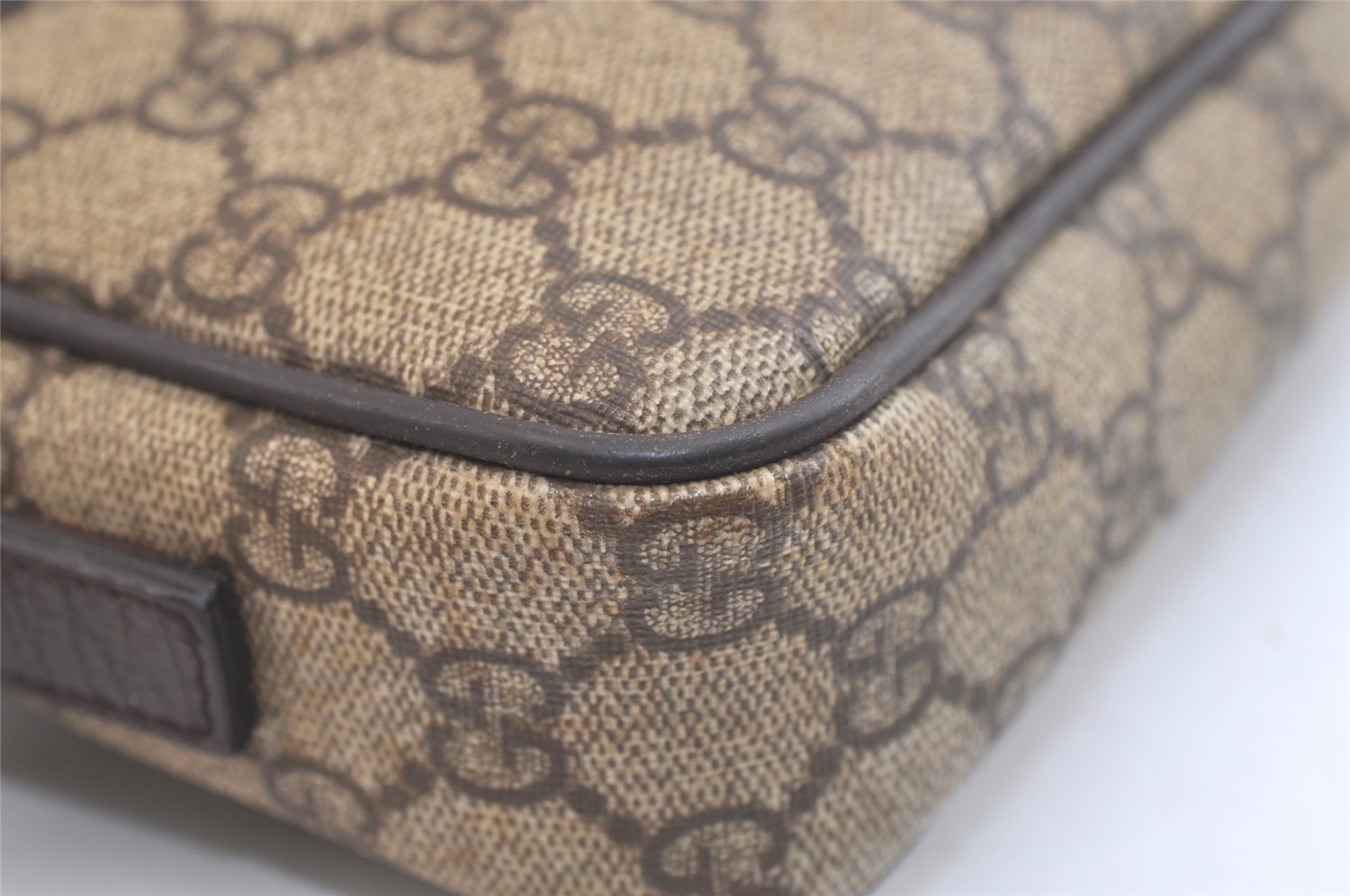 Authentic GUCCI Vintage Clutch Hand Bag Purse GG PVC Leather Brown 2728K